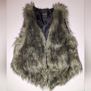 Faux Fur Vest in Green